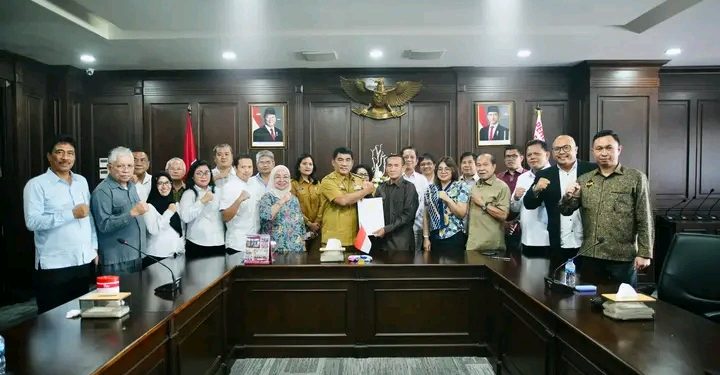 YSK Lantik 20 Staf Khusus, Ada Bunda Pembaharu MMS Dari BMR