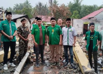 Ketua PW GP Ansor Sulut Kunjungi Korban Kebakaran di Desa Bakan