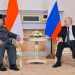 Prabowo Dan Vladimir Putin Bahas Kerja Sama Strategis dalam Suasana Hangat
