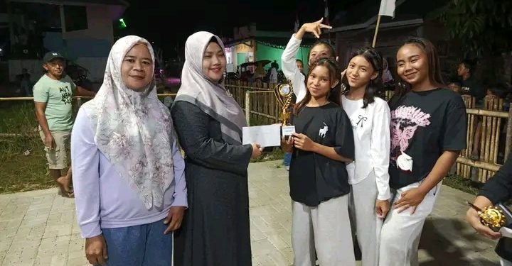 Meriah! Warga Tungoi II Gelar Lomba Dana-Dana dan Line Dance Sambut HUT RI ke-81