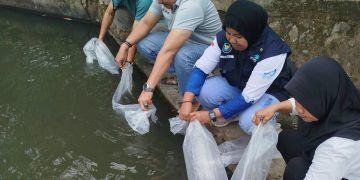 500 Ribu Benih Ikan Ditebar di Tungoi II, Sangadi: Terima Kasih kepada Bupati Dan Dinas Perikanan